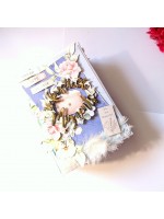 Unforgettable memories mini scrapbook